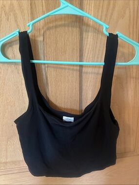Wilfred Black Scoop-Neck Cropped Tank